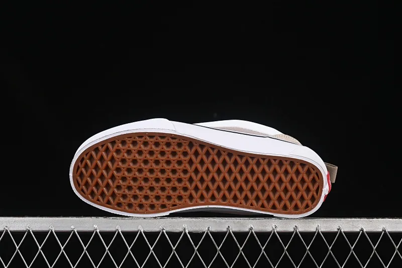 All categories Vans Vans series Vans Low Vans low-top Vans Knu Skool Vans low-top retro casual fat bread shoes VN000D6ZH2B
